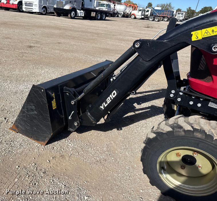 image for item EG1725 2020 Yanmar SA24 MFWD tractor