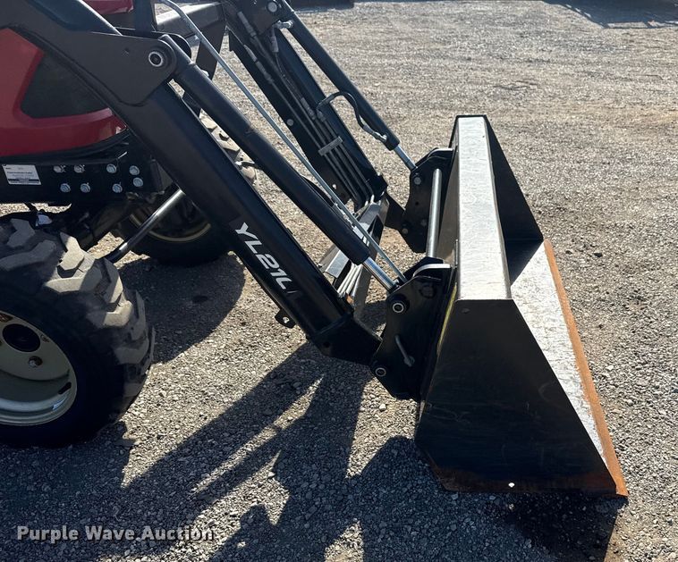 image for item EG1725 2020 Yanmar SA24 MFWD tractor