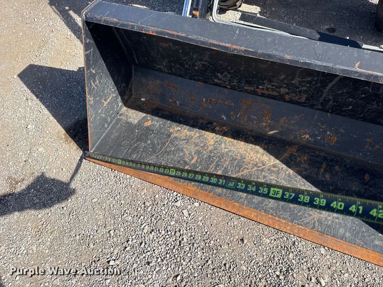 image for item EG1725 2020 Yanmar SA24 MFWD tractor