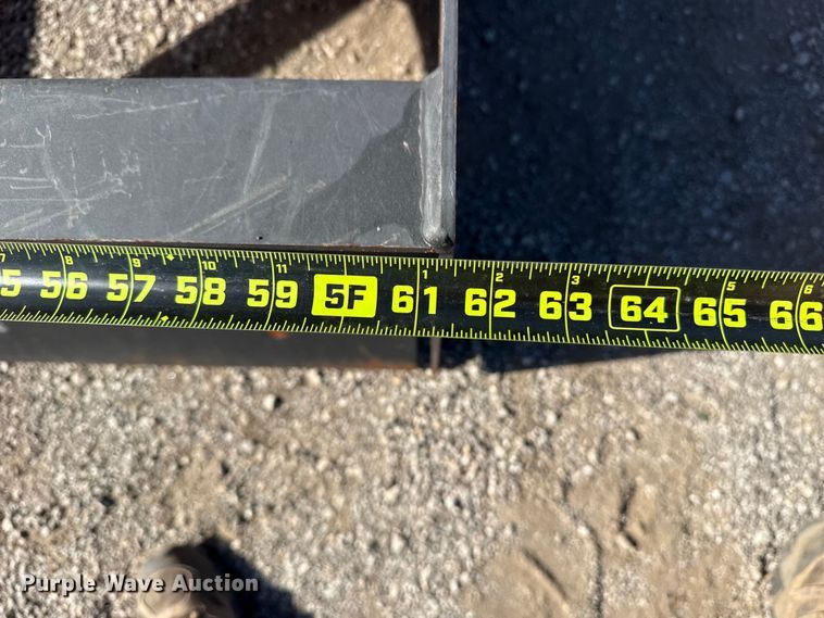 image for item EG1725 2020 Yanmar SA24 MFWD tractor