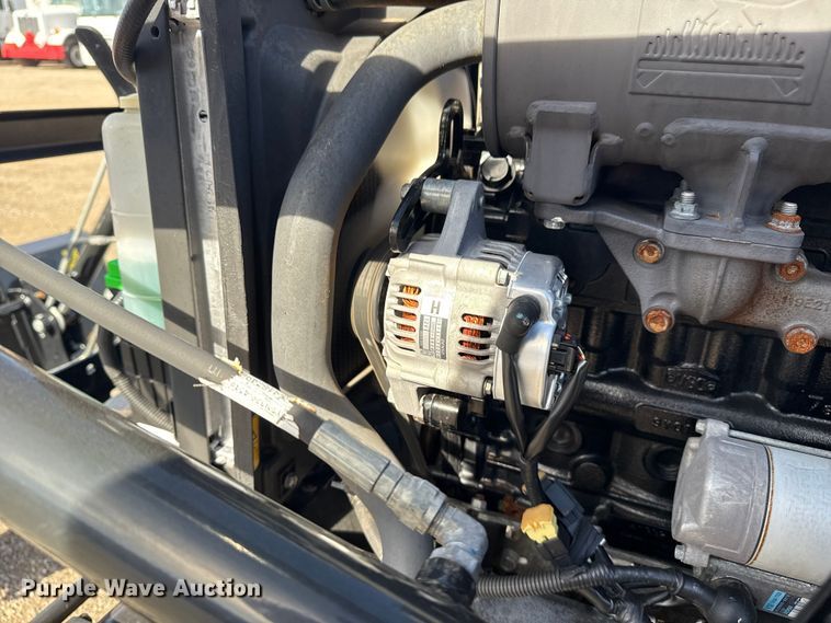 image for item EG1725 2020 Yanmar SA24 MFWD tractor