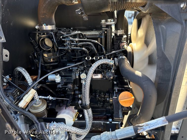 image for item EG1725 2020 Yanmar SA24 MFWD tractor