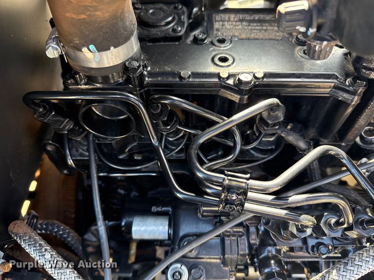 image for item EG1725 2020 Yanmar SA24 MFWD tractor