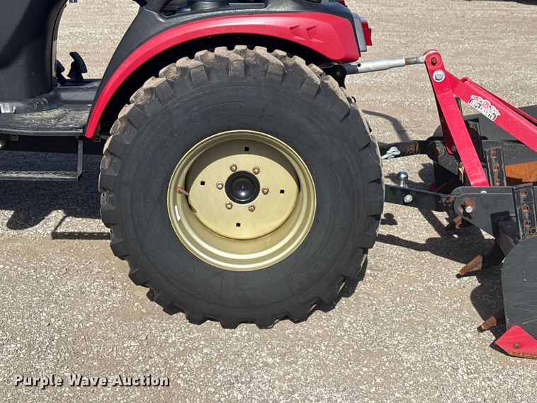 image for item EG1725 2020 Yanmar SA24 MFWD tractor