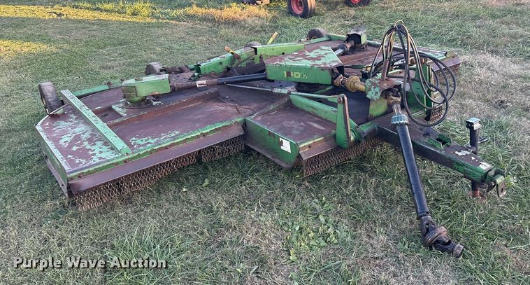 image for item EG8272 John Deere 1508 batwing rotary mower