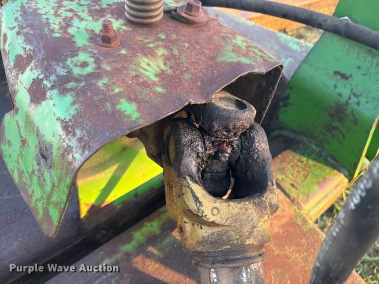 image for item EG8272 John Deere 1508 batwing rotary mower