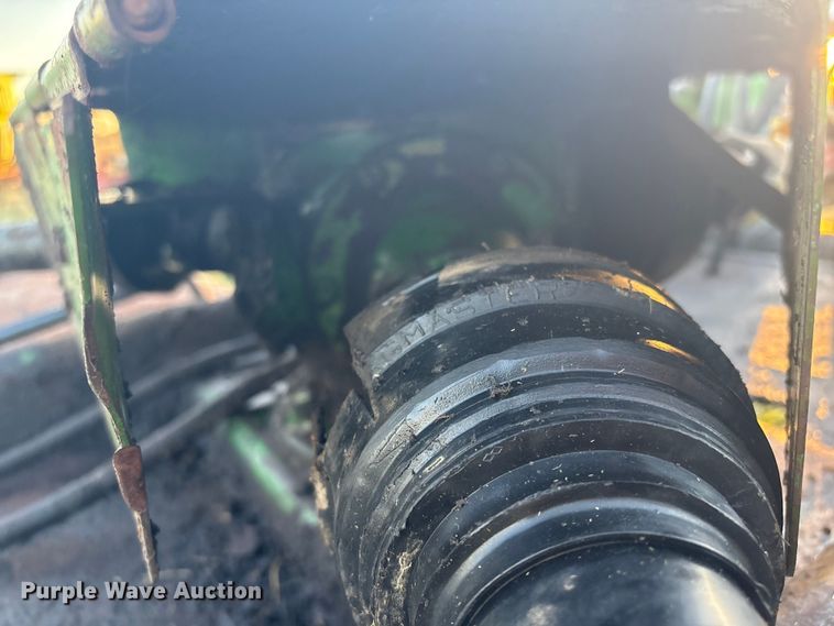 image for item EG8272 John Deere 1508 batwing rotary mower