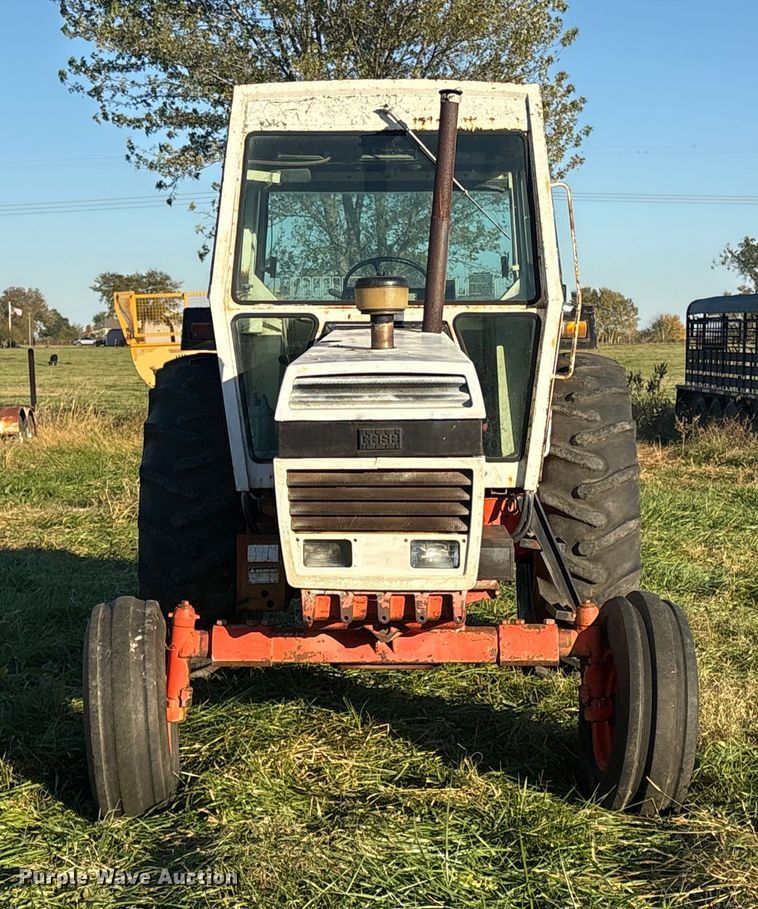 image for item EG8273 Case 1490 tractor