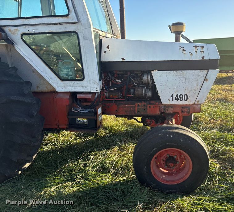 image for item EG8273 Case 1490 tractor