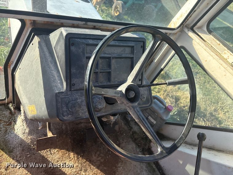 image for item EG8273 Case 1490 tractor