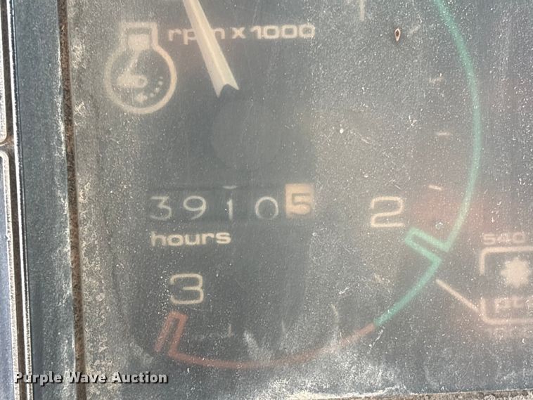 image for item EG8273 Case 1490 tractor