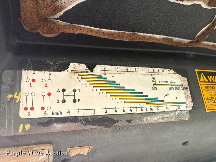 image for item EG8273 Case 1490 tractor