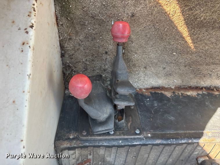 image for item EG8273 Case 1490 tractor