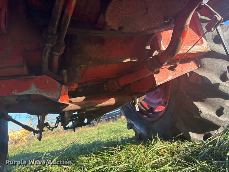 image for item EG8273 Case 1490 tractor