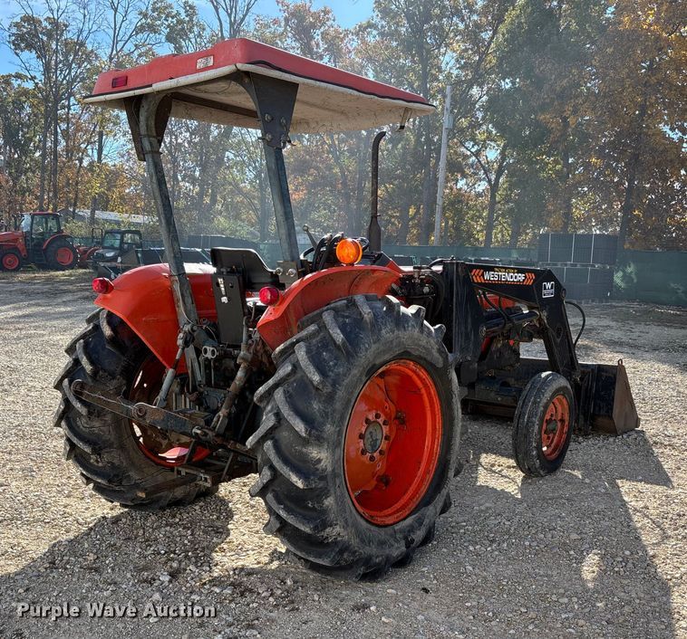 image for item EJ7719 Kubota M4030SU tractor