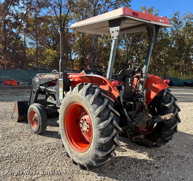 image for item EJ7719 Kubota M4030SU tractor