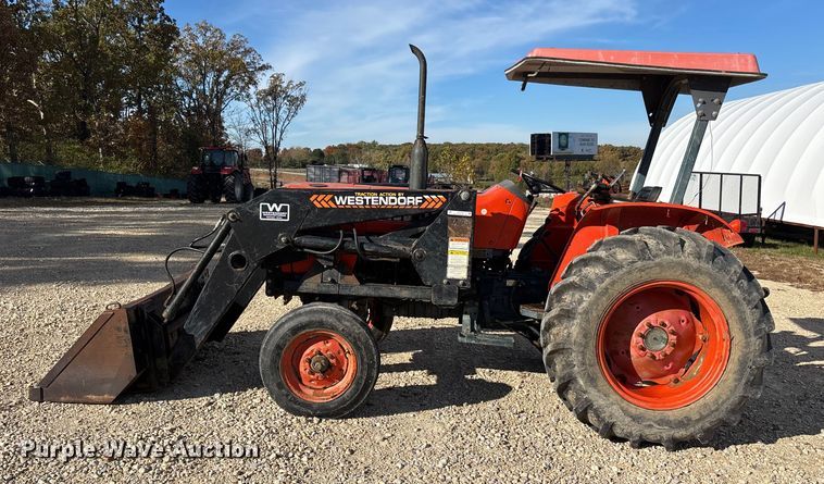 image for item EJ7719 Kubota M4030SU tractor