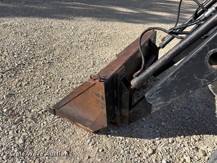 image for item EJ7719 Kubota M4030SU tractor