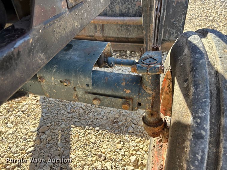 image for item EJ7719 Kubota M4030SU tractor