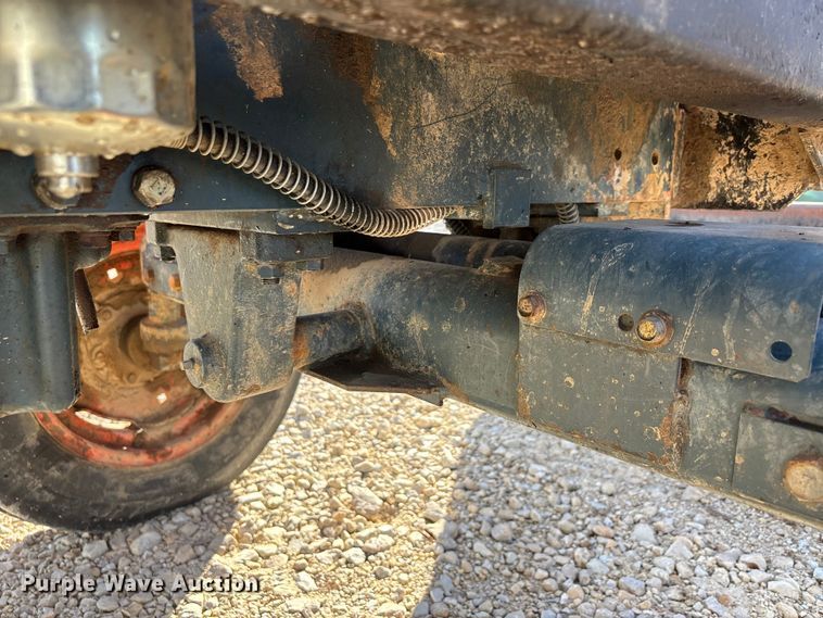 image for item EJ7719 Kubota M4030SU tractor