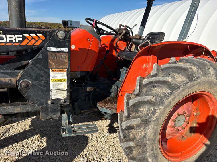 image for item EJ7719 Kubota M4030SU tractor