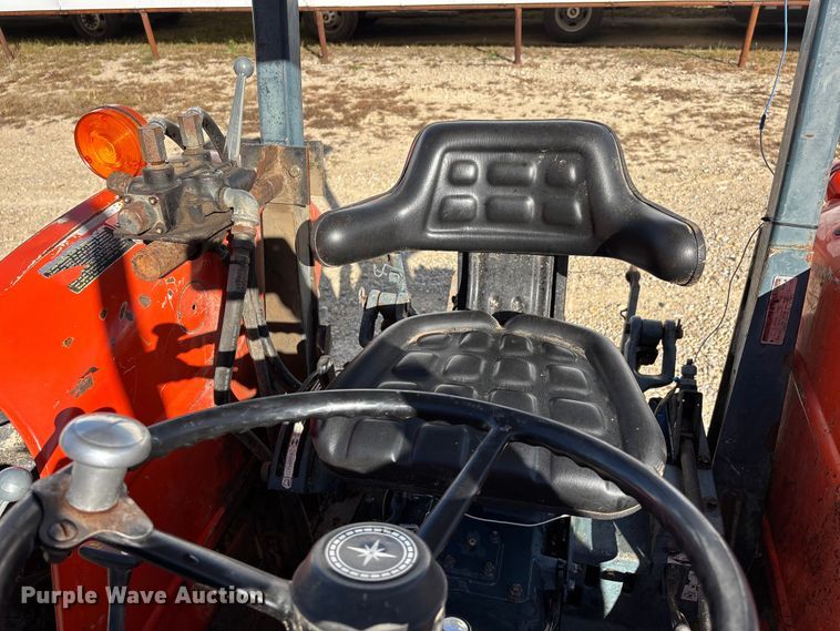 image for item EJ7719 Kubota M4030SU tractor