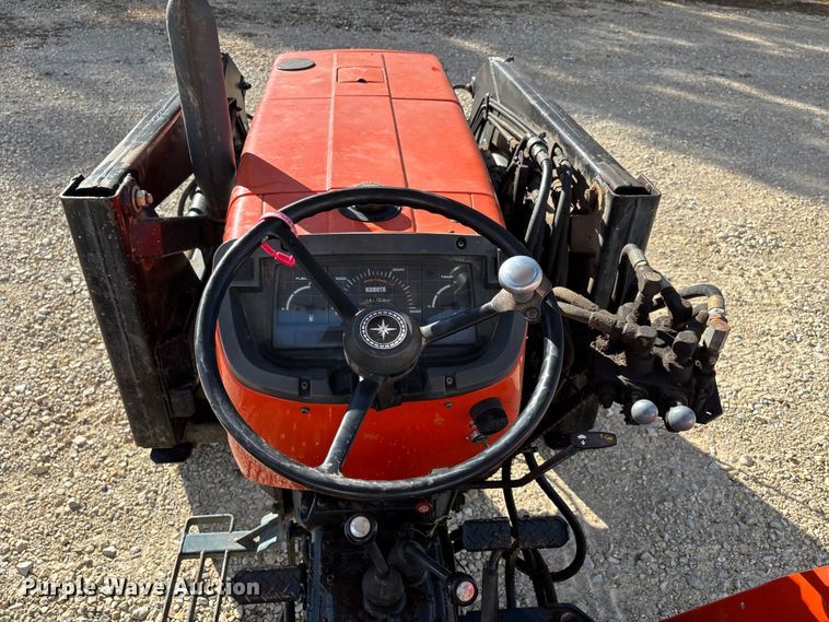 image for item EJ7719 Kubota M4030SU tractor