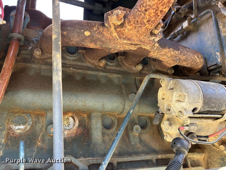 image for item EJ7719 Kubota M4030SU tractor