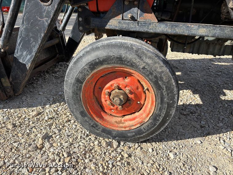 image for item EJ7719 Kubota M4030SU tractor