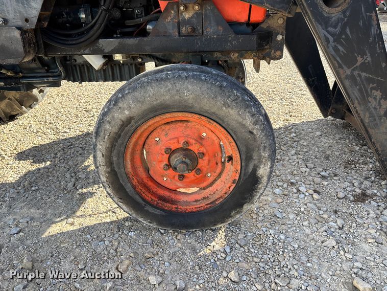 image for item EJ7719 Kubota M4030SU tractor