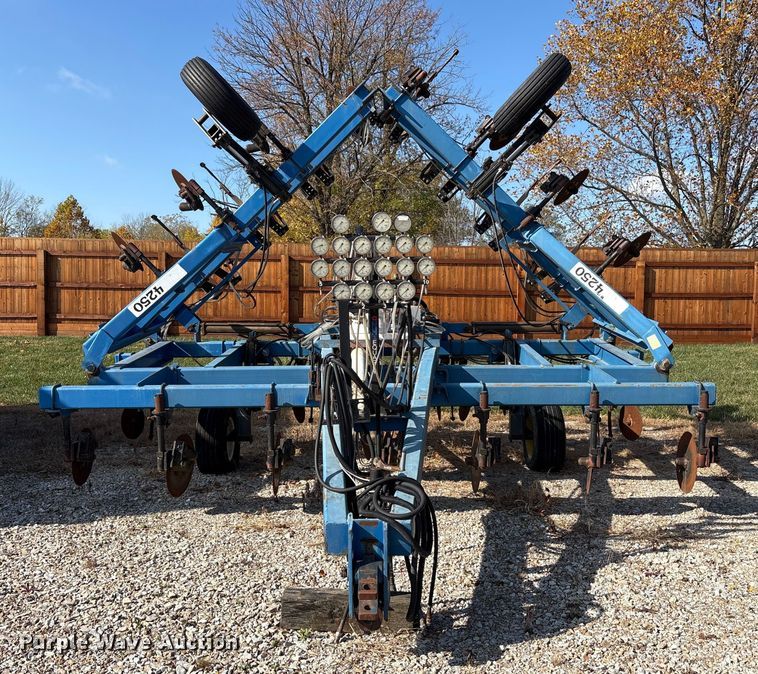 image for item EM6150 Nutri-Placr 42 5250 NH3 applicator