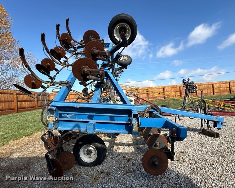 image for item EM6150 Nutri-Placr 42 5250 NH3 applicator