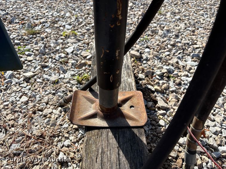 image for item EM6150 Nutri-Placr 42 5250 NH3 applicator