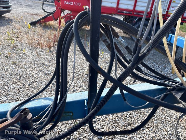 image for item EM6150 Nutri-Placr 42 5250 NH3 applicator