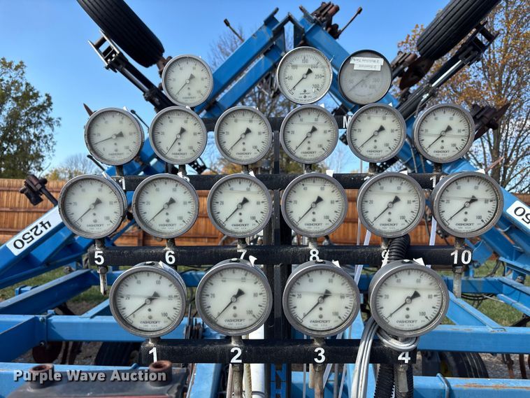 image for item EM6150 Nutri-Placr 42 5250 NH3 applicator