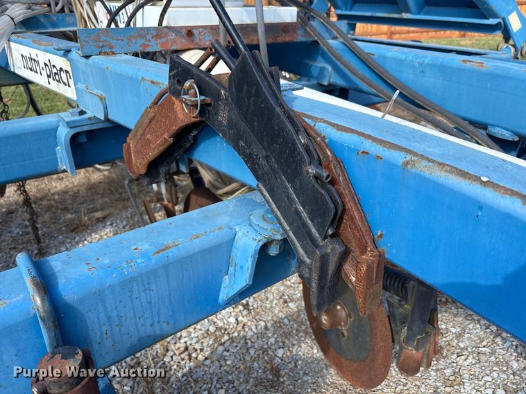 image for item EM6150 Nutri-Placr 42 5250 NH3 applicator