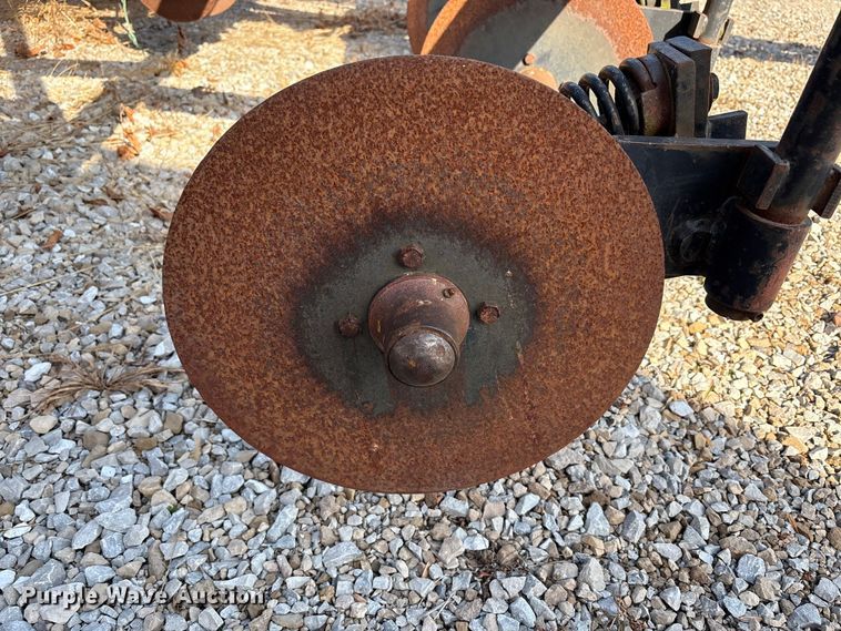 image for item EM6150 Nutri-Placr 42 5250 NH3 applicator