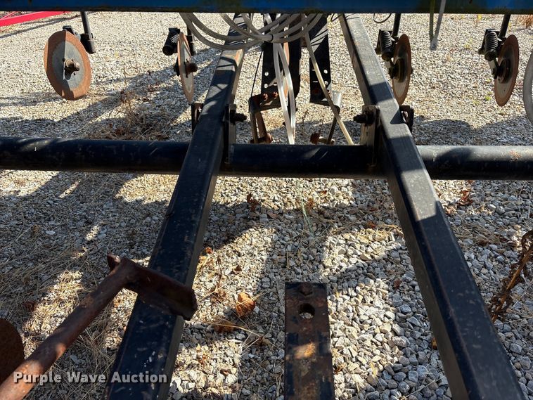 image for item EM6150 Nutri-Placr 42 5250 NH3 applicator