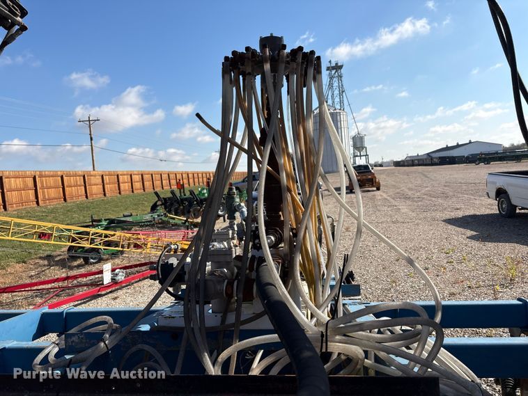 image for item EM6150 Nutri-Placr 42 5250 NH3 applicator