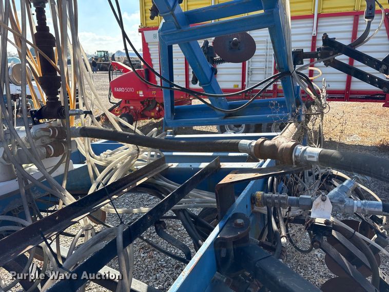 image for item EM6150 Nutri-Placr 42 5250 NH3 applicator