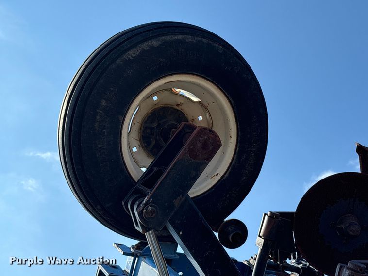 image for item EM6150 Nutri-Placr 42 5250 NH3 applicator