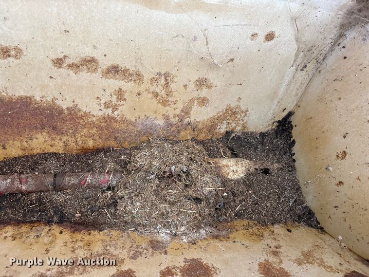 image for item EM6160 International 455 planter