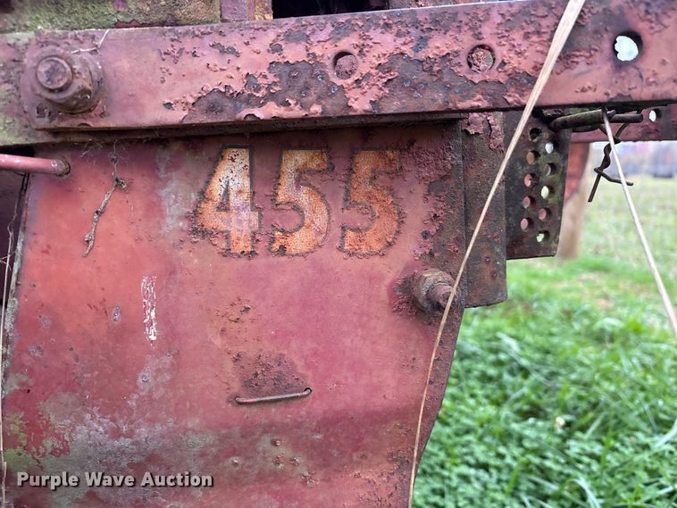 image for item EM6160 International 455 planter