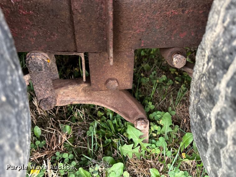 image for item EM6161 1987 Ponderosa Trailers livestock trailer