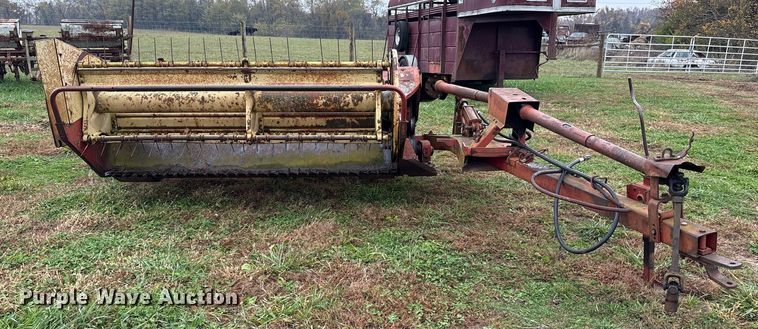 image for item EM6162 New Holland 477 swather / windrower