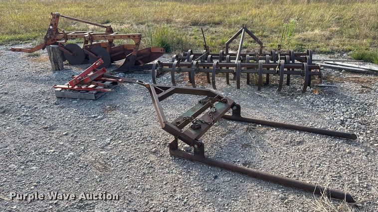 image for item EM8485 1955 Allis-Chalmers WD45 tractor