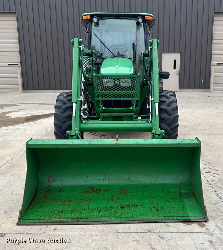 image for item EM8496 2010 John Deere 5085M MFWD tractor