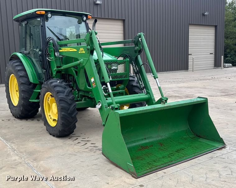 image for item EM8496 2010 John Deere 5085M MFWD tractor