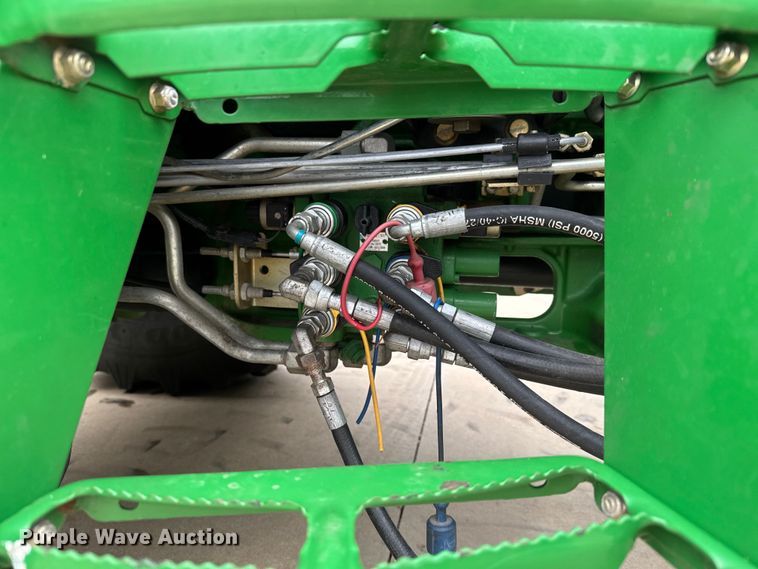 image for item EM8496 2010 John Deere 5085M MFWD tractor