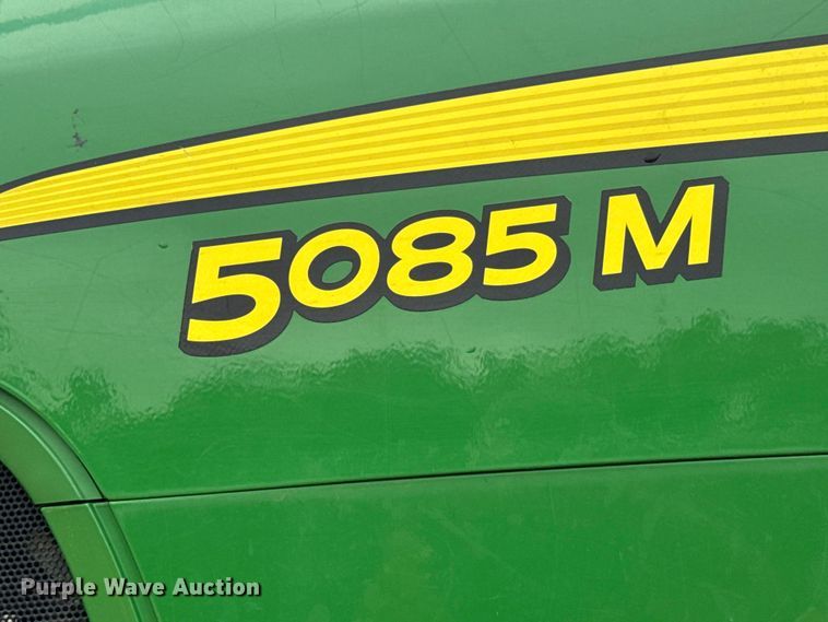 image for item EM8496 2010 John Deere 5085M MFWD tractor